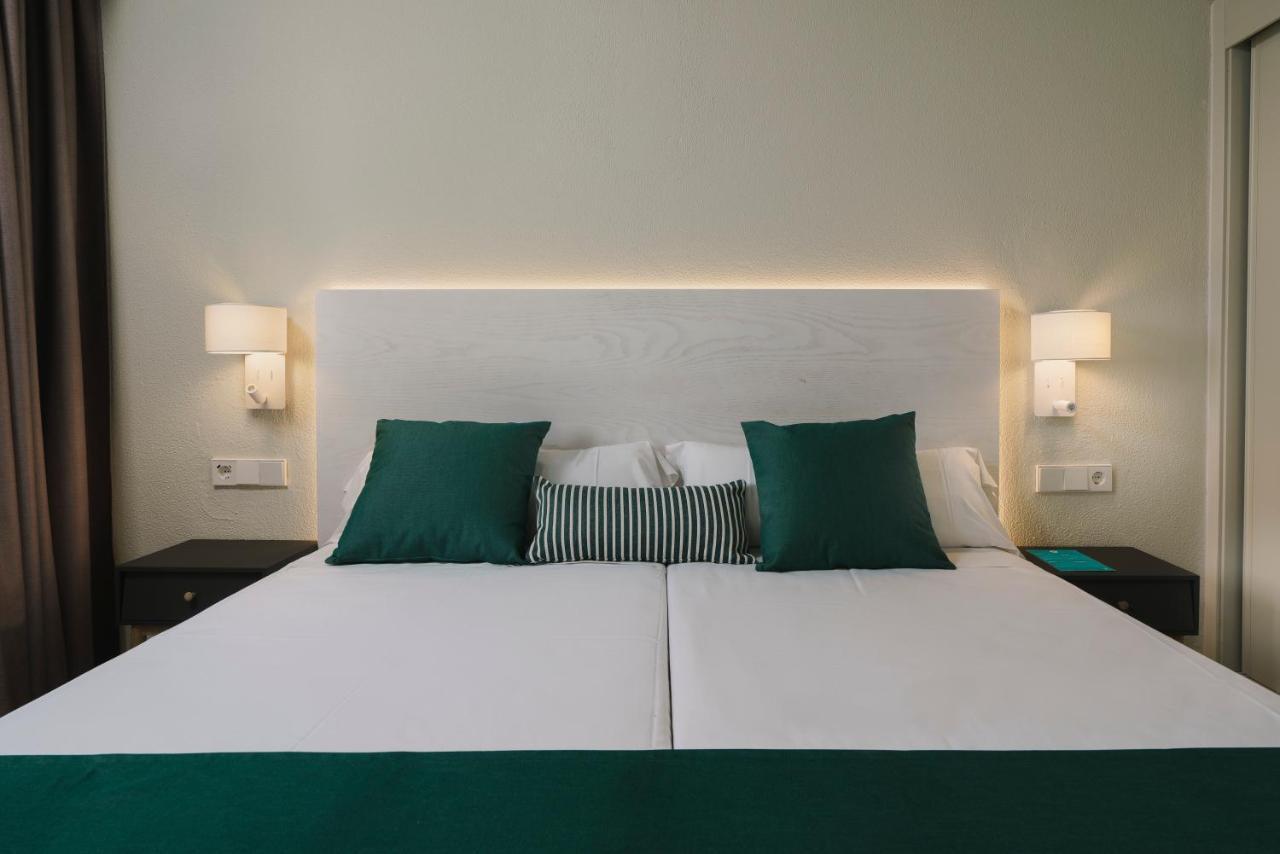 Aluasun Far Menorca Aparthotel 2*